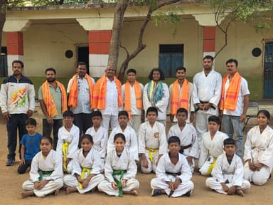 ಕರಾಟೆ ಬ್ಲಾಕ್ ಬೆಲ್ಟ್ ಪರೀಕ್ಷೆಯಲ್ಲಿ ಮೂವರು ವಿದ್ಯಾರ್ಥಿಗಳು ಉತ್ತೀರ್ಣ